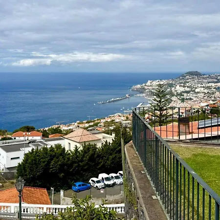 View Over The Bay * Funchal (Madeira)